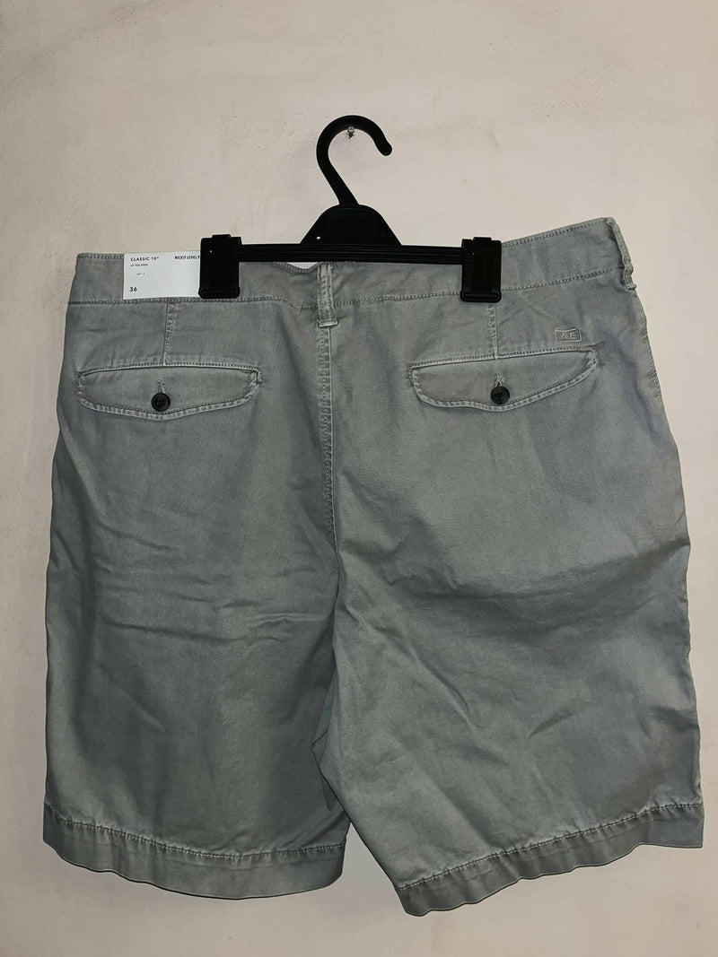 American Eagle Cargo Shorts NEW WITH TAG Size: M/L