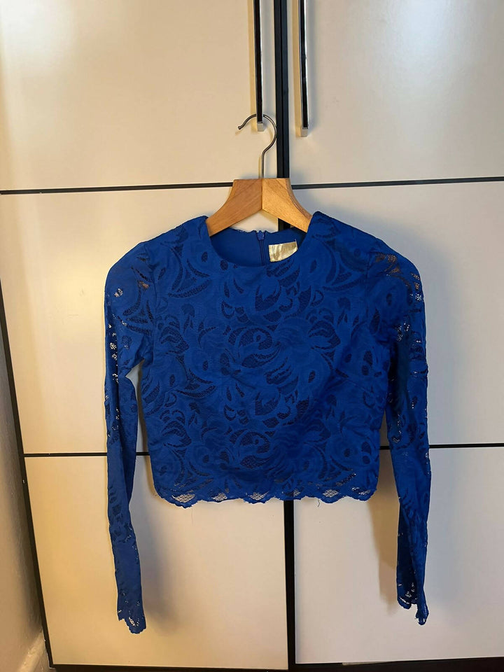 H&M Royal Blue Lace Crop Top Size EU 36