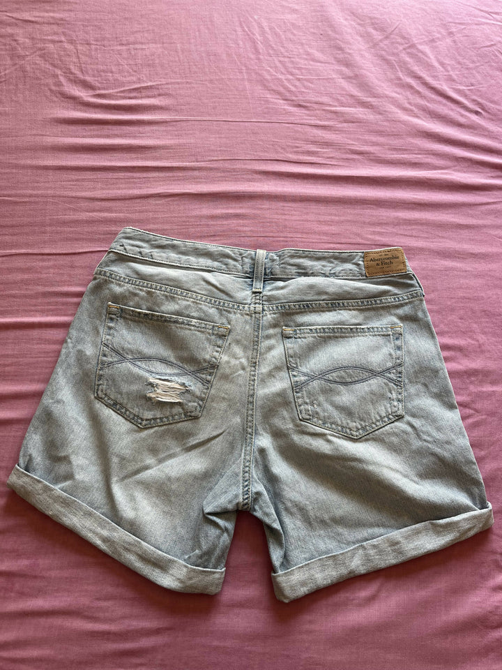 Abercrombie & Fitch shorts Size: US 6 / L