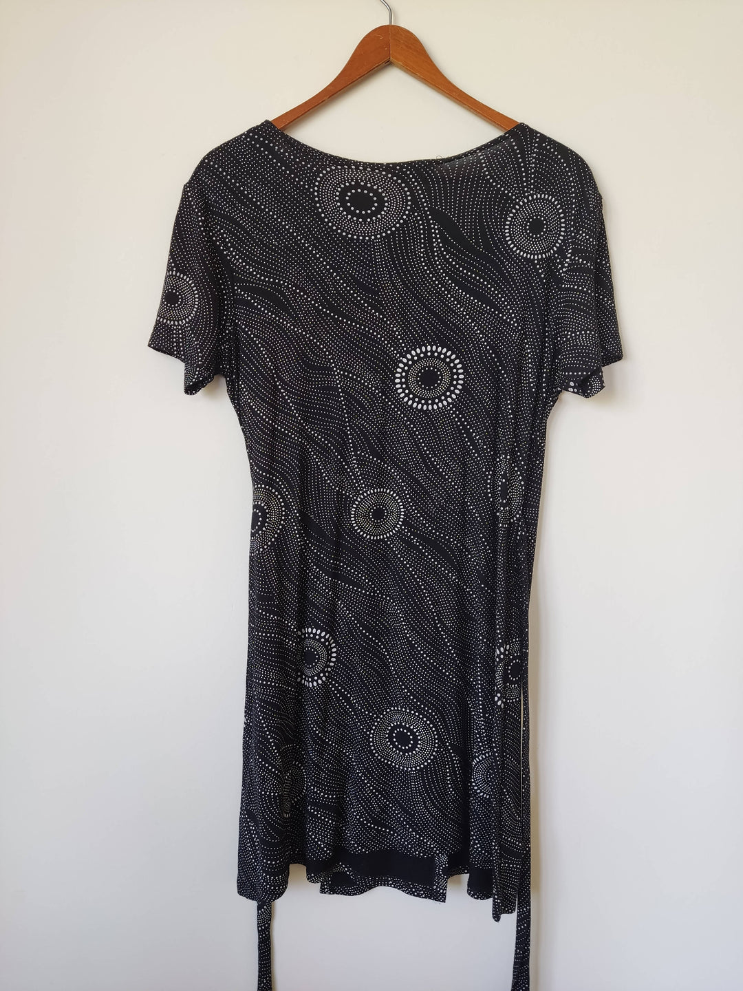 Free Size B&W Swirls Wrap Dress