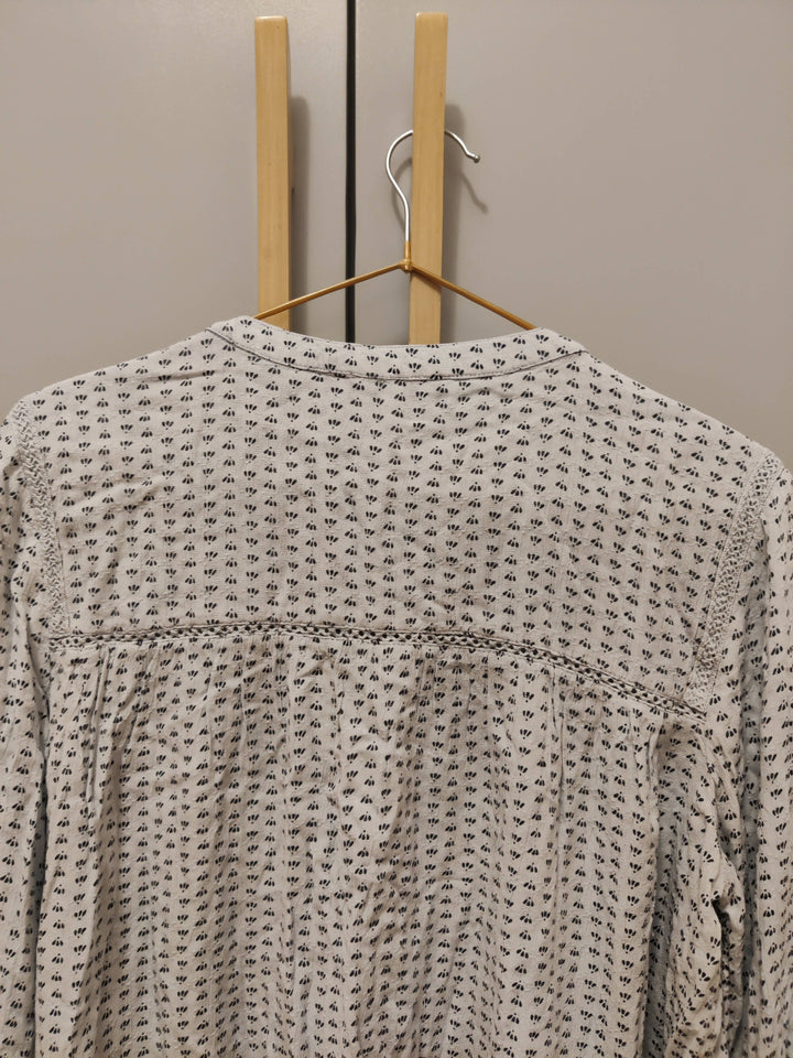 Next Pale Blue V-neck Blouse Sizes:UK 12