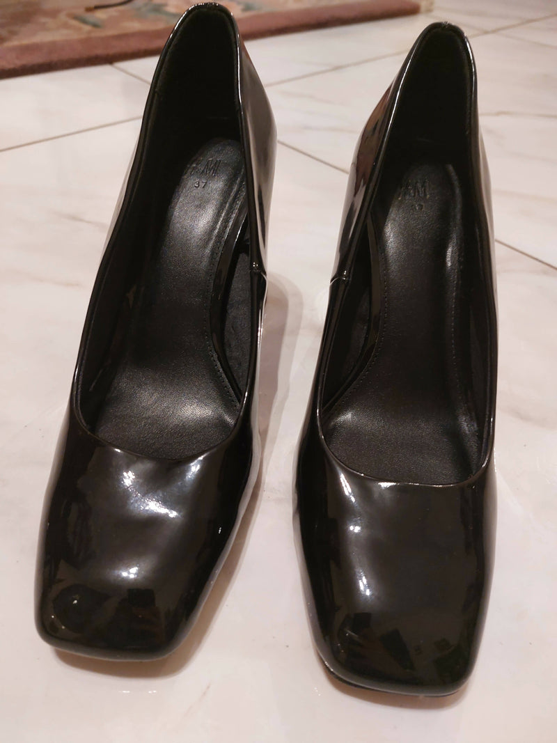 H&M Patent Heels Size: 37