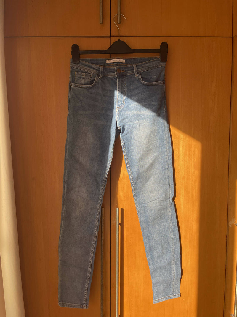 Zara slim fit denim jeans EUR28