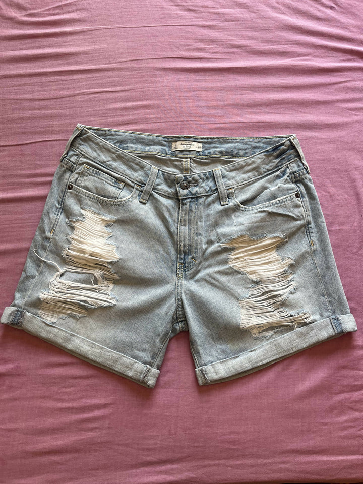 Abercrombie & Fitch shorts Size: US 6 / L