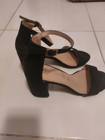 MARYPAZ Velvet Sandals Size: 37