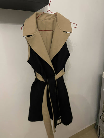 HK Designs Double-face Sleeveless Coat / vest in black and beige Size L