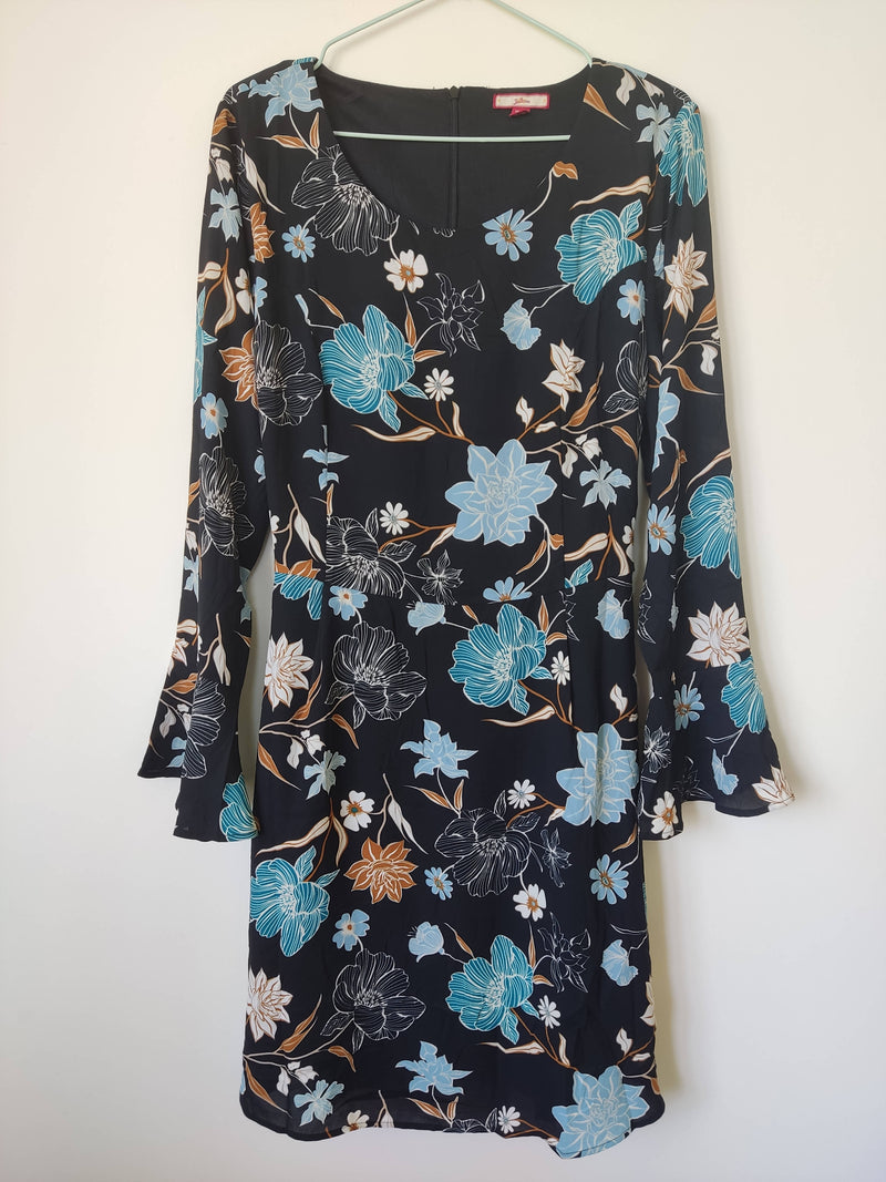 Large Long-Sleeved Floral Dress