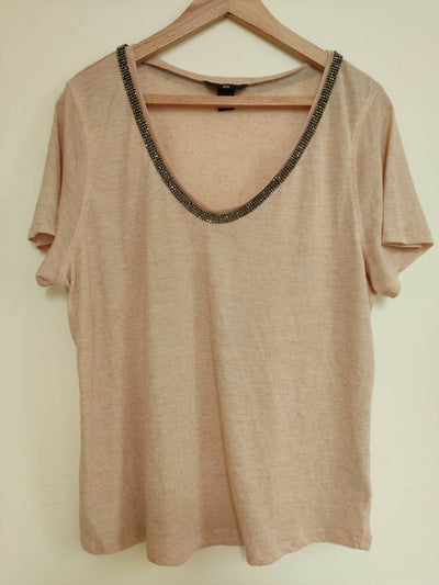 Rose H&M Tshirt with collar beads Size L
