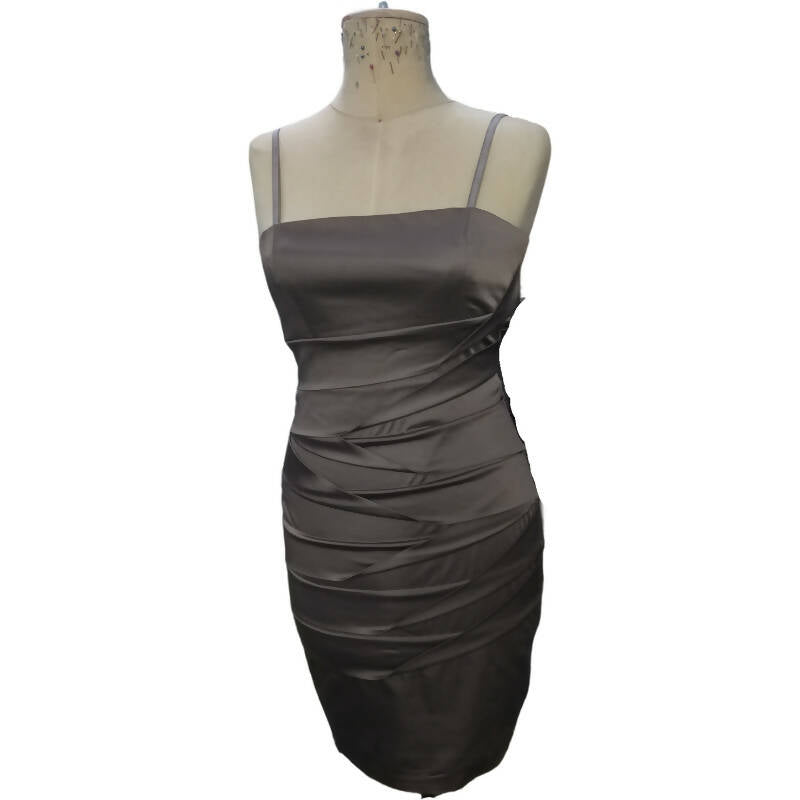 Small Slim fit soirée dress with pleats