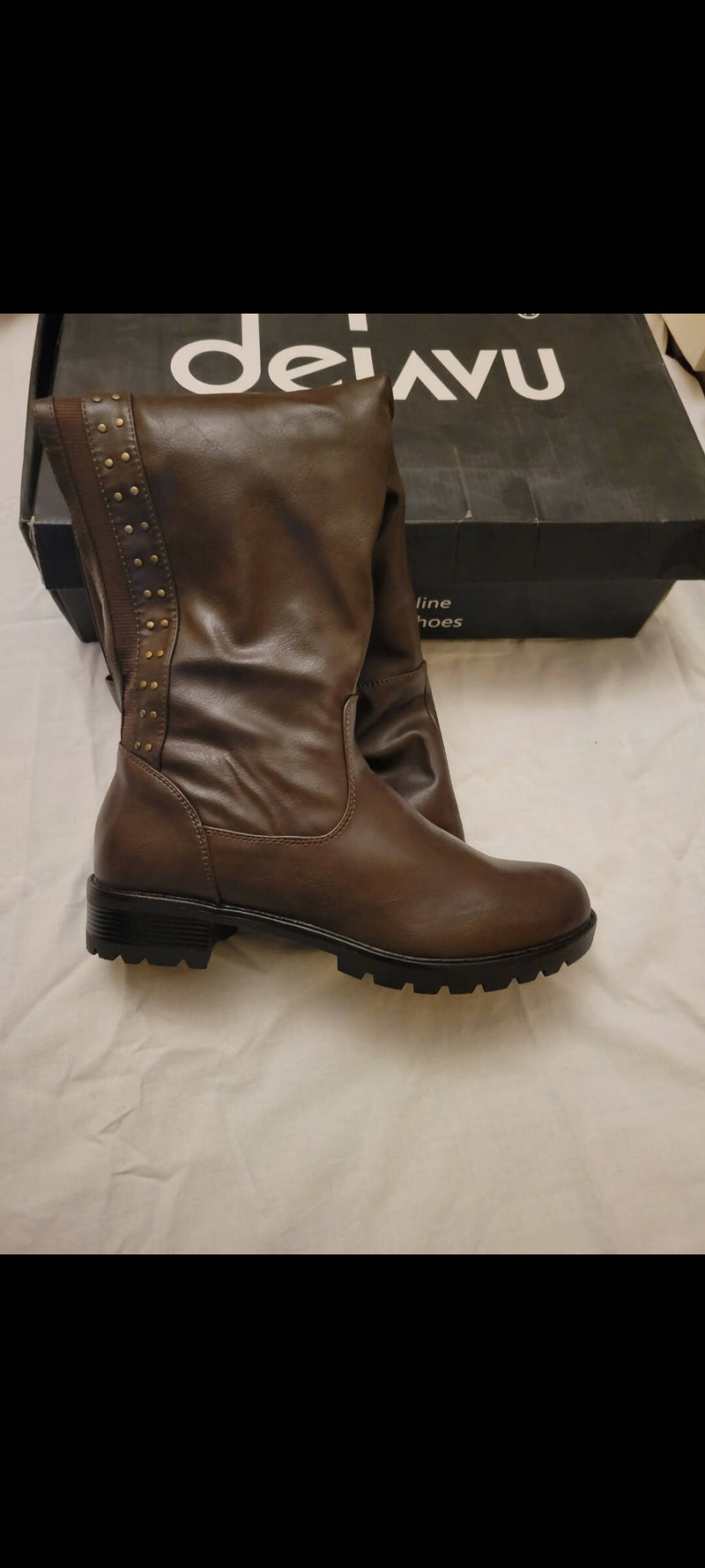 NEW Dejavu Boots Size: 39