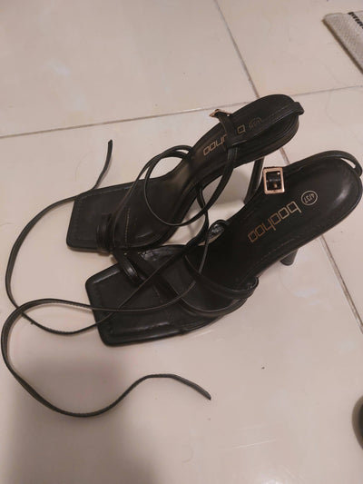 Boohoo UK Sandals Size: 37