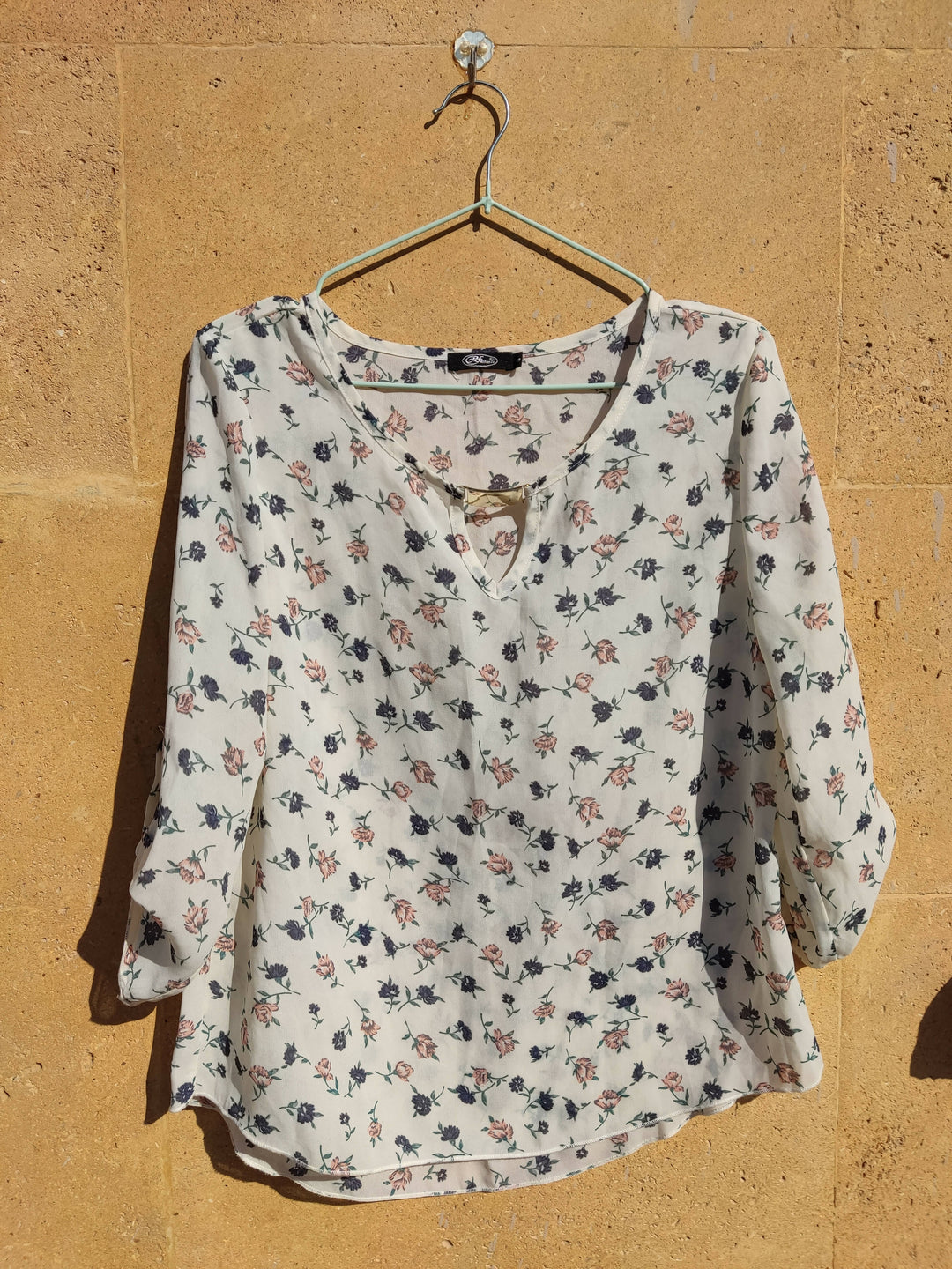 Spring Floral Top Size M