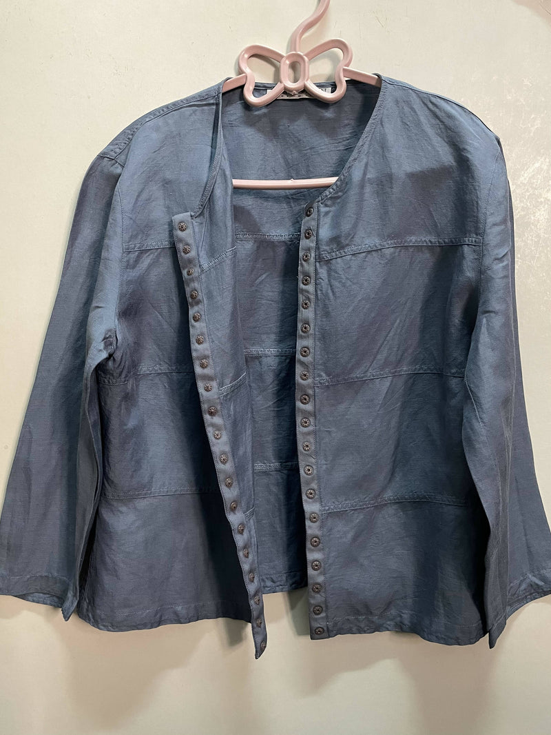 Emporio Armani dusty blue blazer Bust: 50cm Length: 53cm 3/4 sleeves