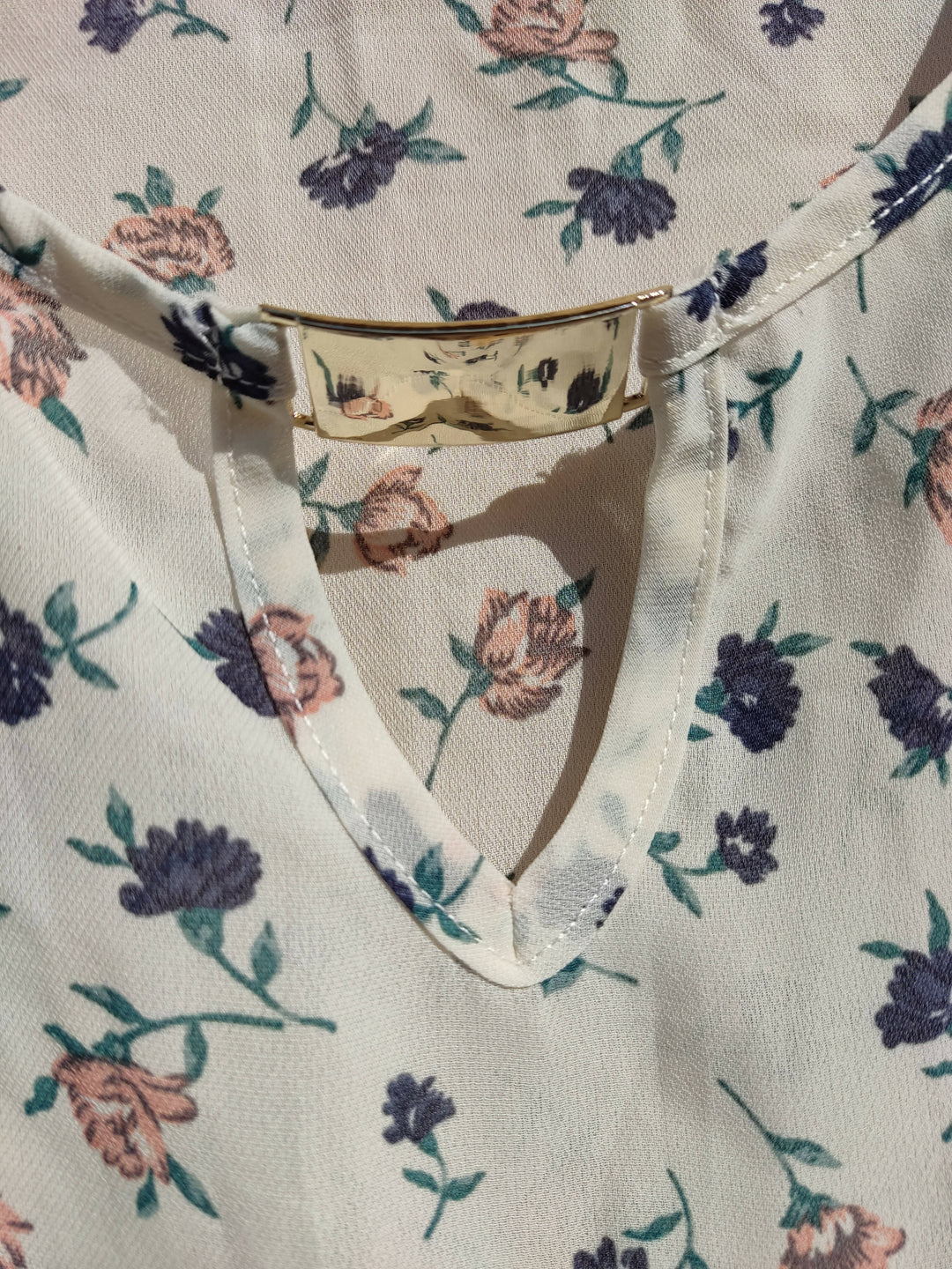 Spring Floral Top Size M