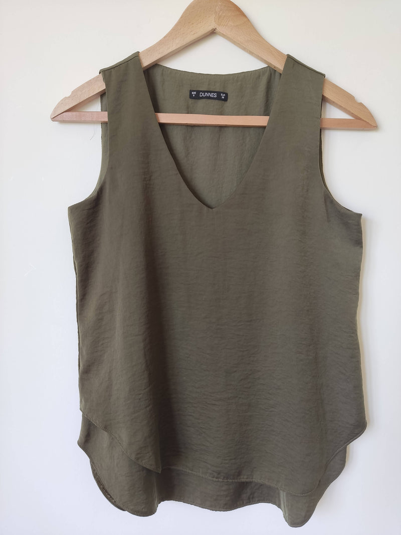 Dunes Olive Top Size 8
