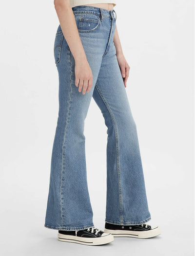 New with Tag Levis High Flare Pants M-L