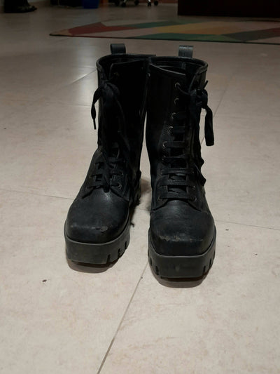 Combat Boots Size: 40