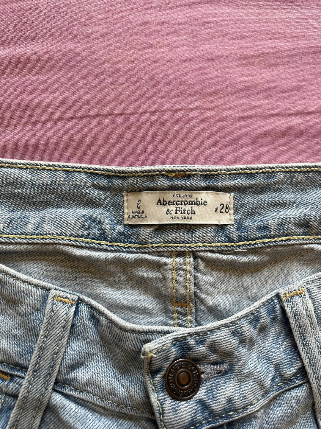 Abercrombie & Fitch shorts Size: US 6 / L