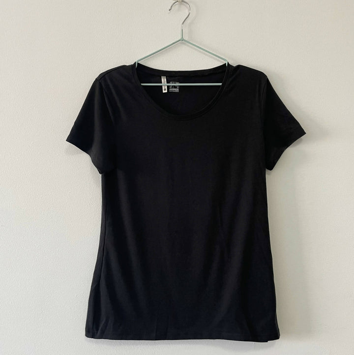 Decathlon Black T-shirt Medium