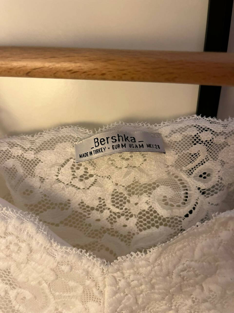 Bershka Sexy White Crop Top Size M