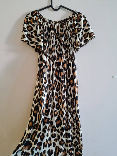 Elegant leopard print dress Size: S/M