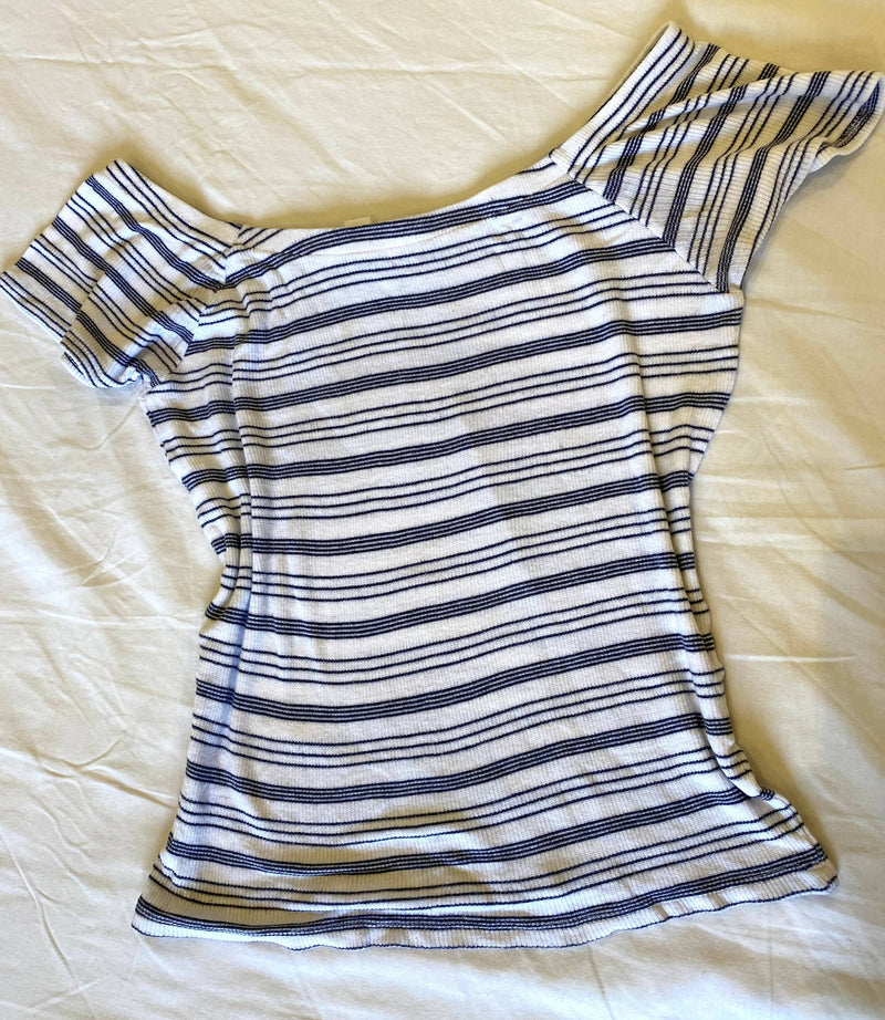 Jennyfer Off Shoulder Stripped Top