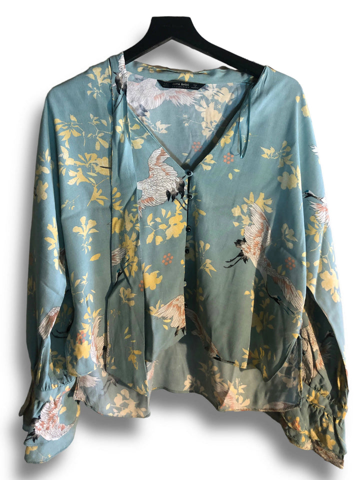 ZARA Blueish Green Cropped Blouse Size: M