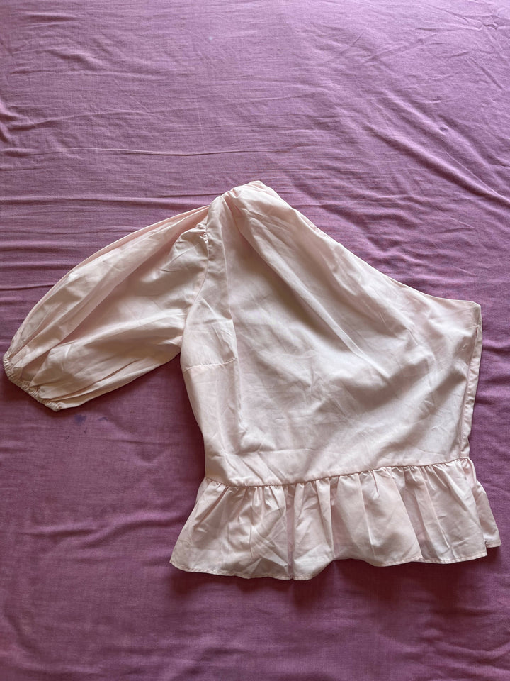 River Island Unsymmetrical Blouse Size: M