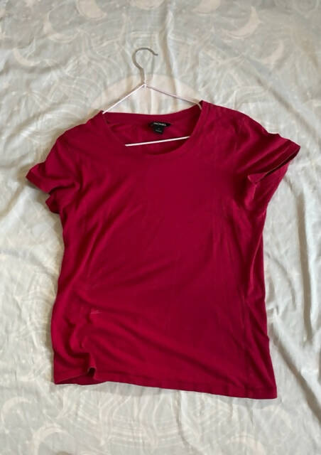 Monki Red T-Shirt Size: S