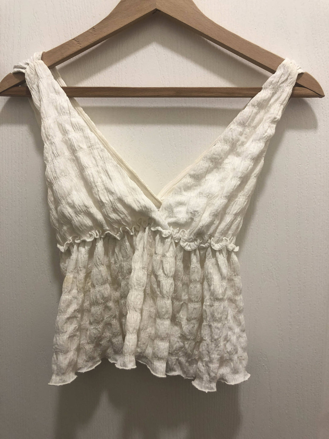Pull & Bear Creamy White Sleeveless Blouse Size XS