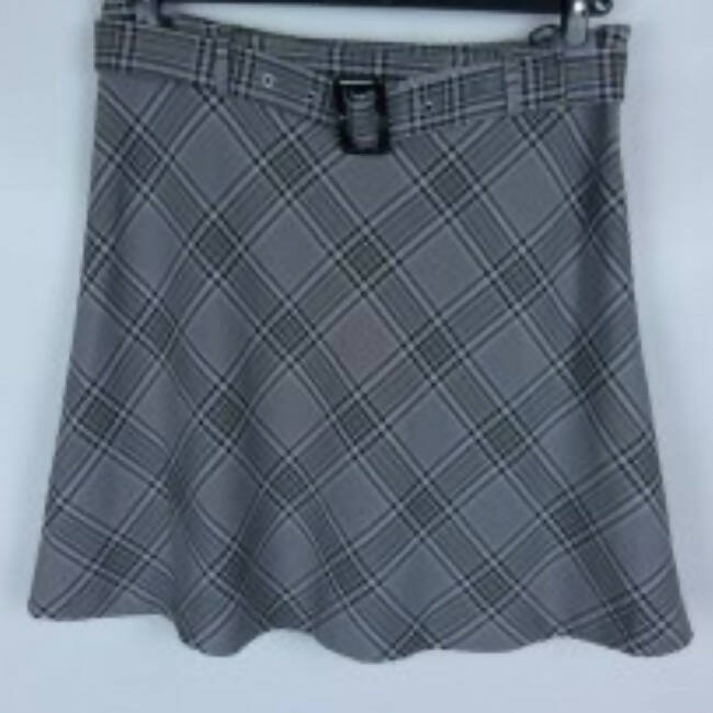 Checked Skirt with Belt Size XL (New with tag)