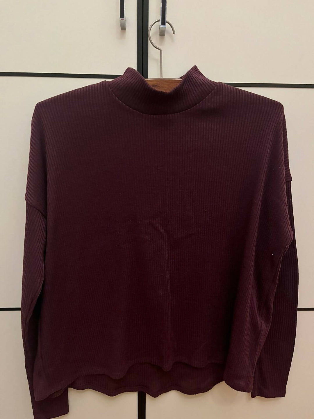 H&M Basic Burgundy Top, Relaxed Fit Size S