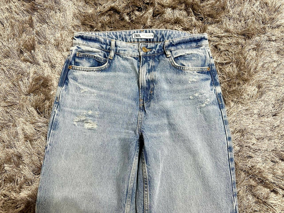 Zara new blue distressed denim size:38