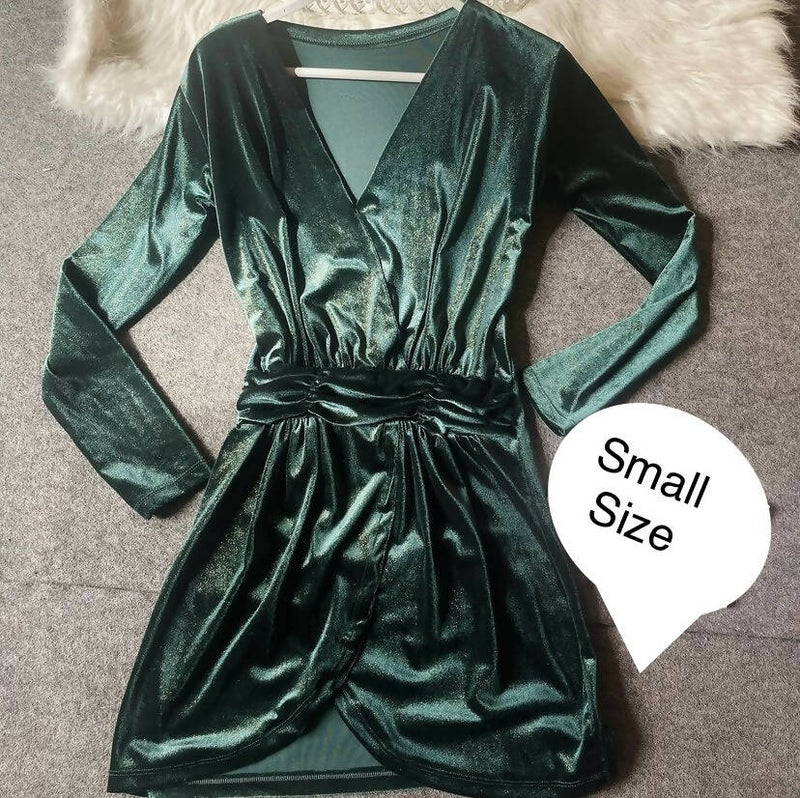 Winter short green dress size S