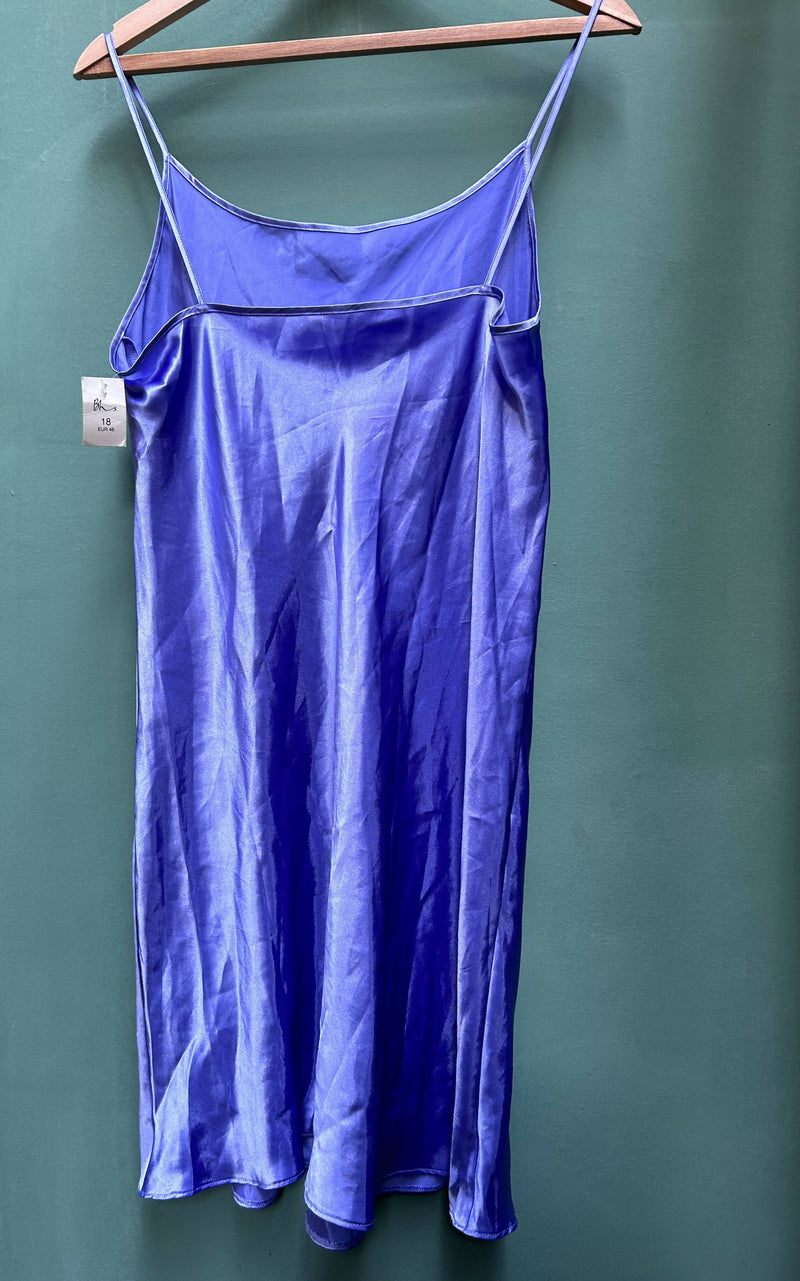 Bhs Lilac/Purple Nightgown Size EUR46