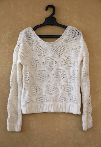 Stradivarius white sweater Size: S NEW WITH TAG