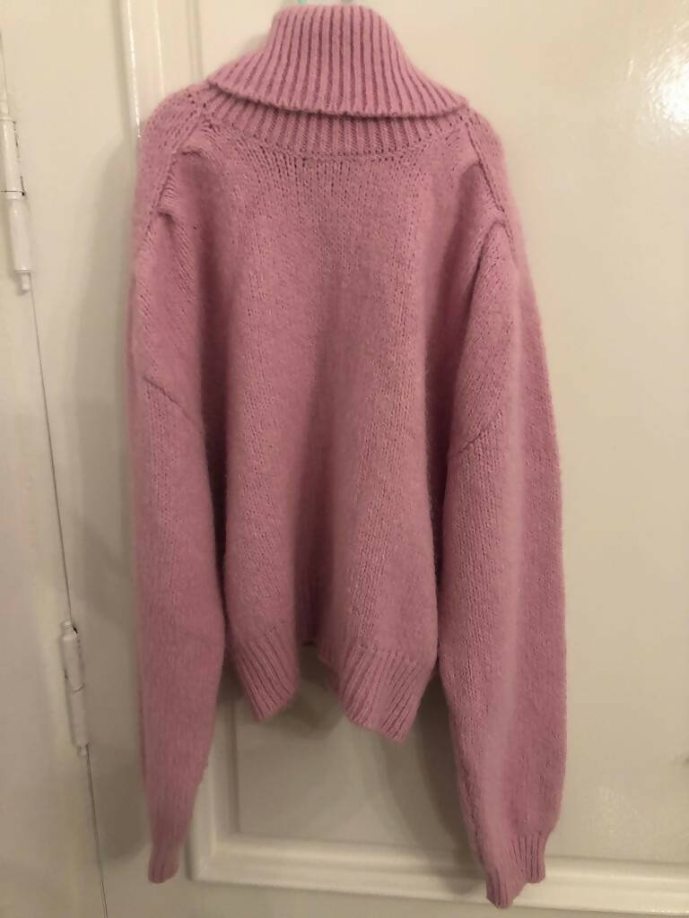 Zara Pull Over Size M (Never Worn)