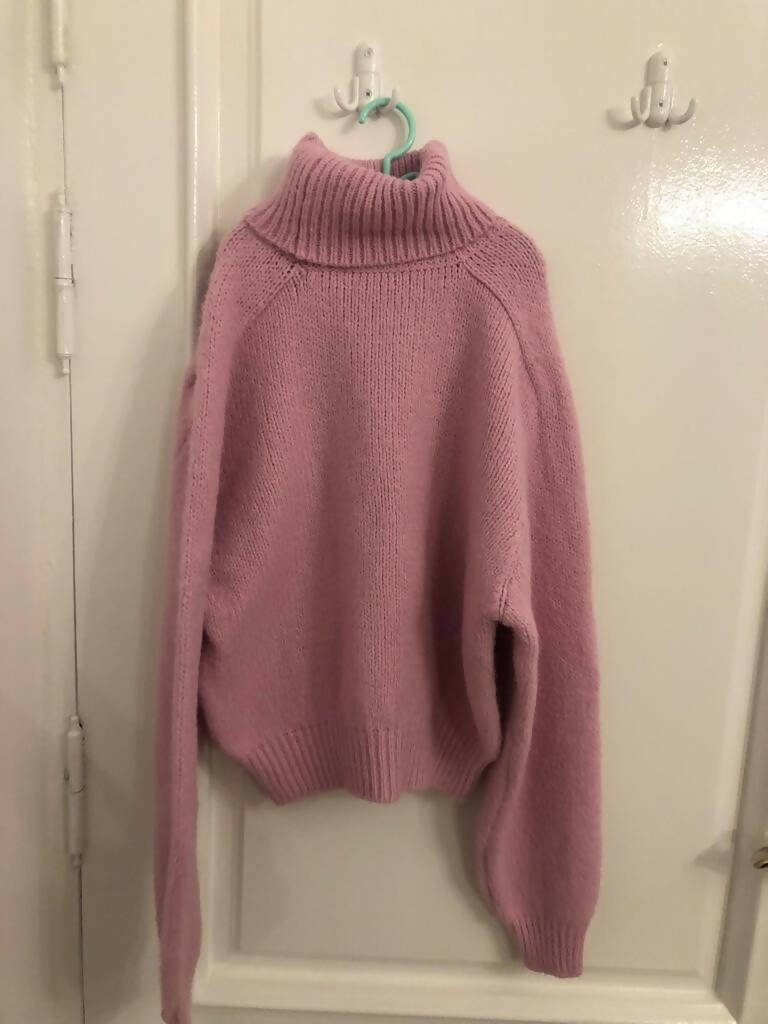 Zara Pull Over Size M (Never Worn)