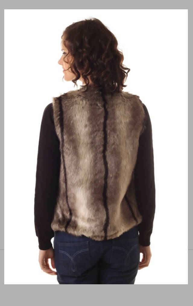 NEW Pepita Pérez Faux Fur Vest Size Large