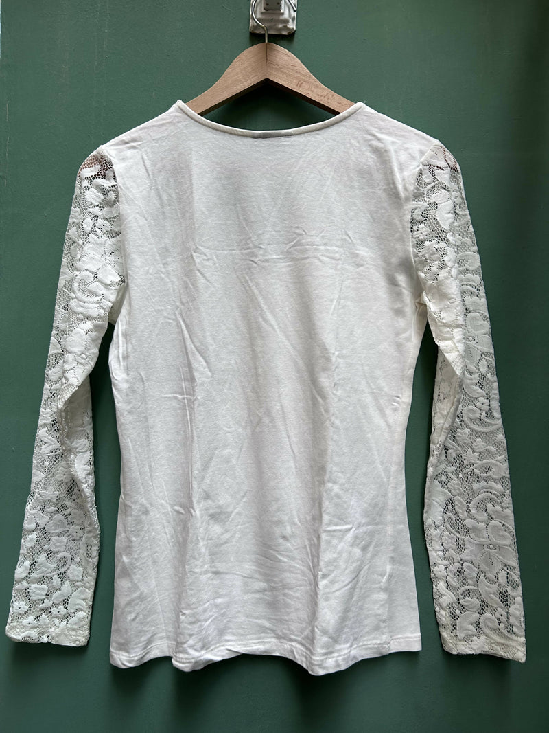 Long Sleeved White Lace H&M Shirt Size L