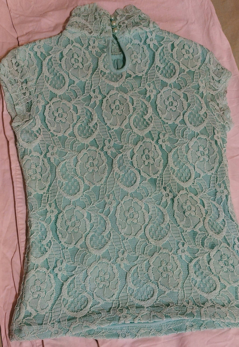 Red Tag Baby Blue Lace Top Size :S